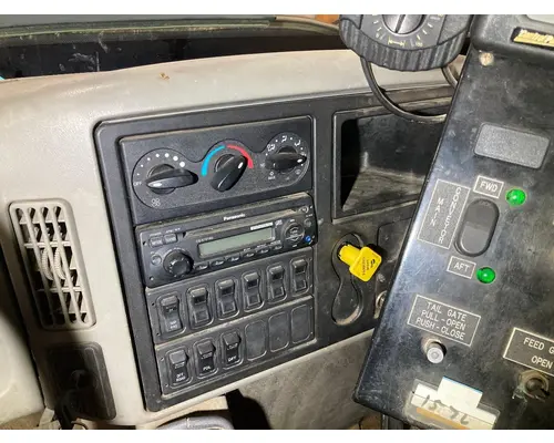 International WORKSTAR Dash Assembly