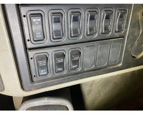 International WORKSTAR Dash Panel