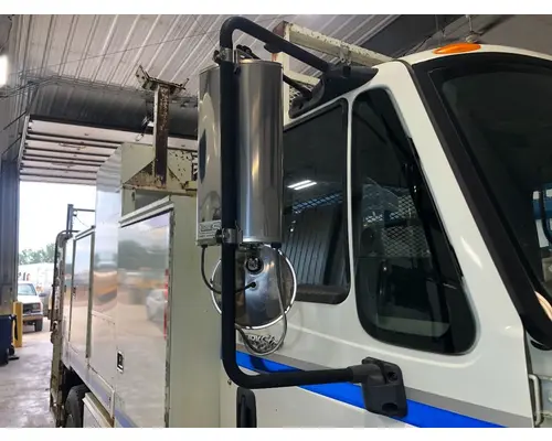 International WORKSTAR Door Mirror