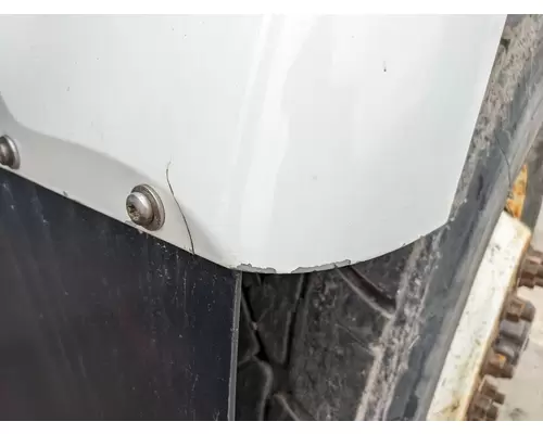 International WORKSTAR Fender