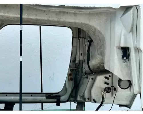 International WorkStar 7300 Hood