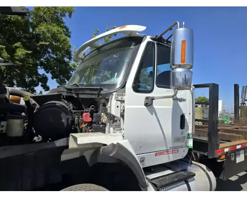 International WorkStar 7400 Cab