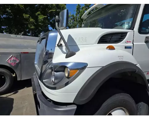 International WorkStar 7400 Hood