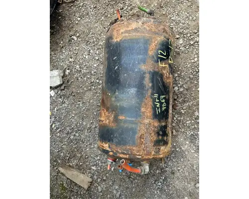 International WorkStar 7500 Air Tank