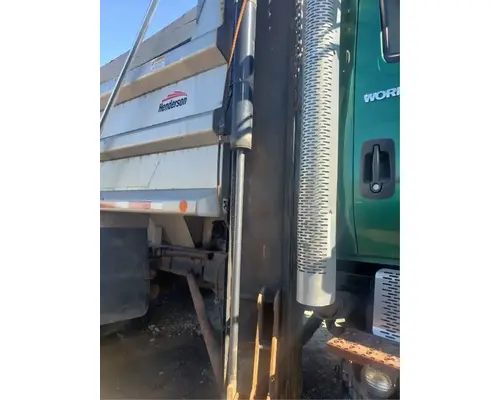 International WorkStar 7500 Cab