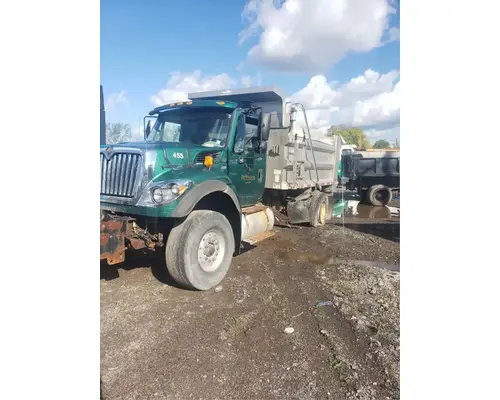 International WorkStar 7500 Hood