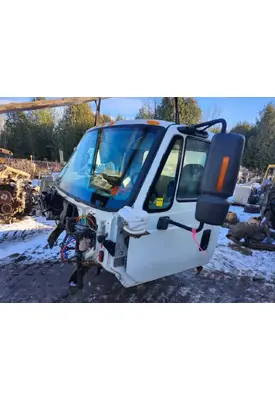 International WorkStar 7600 Cab