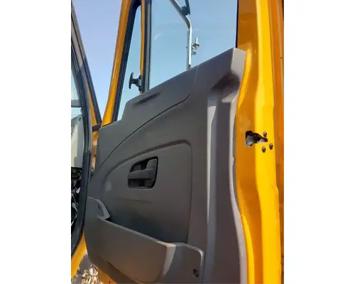 International WorkStar 7600 Door Assembly, Front