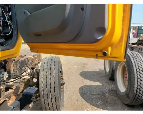 International WorkStar 7600 Door Assembly, Front