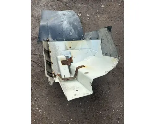 International WorkStar 7600 Fender Extension