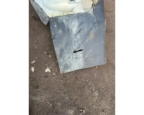 International WorkStar 7600 Fender Extension