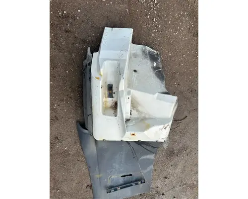 International WorkStar 7600 Fender Extension