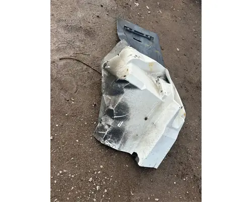 International WorkStar 7600 Fender Extension