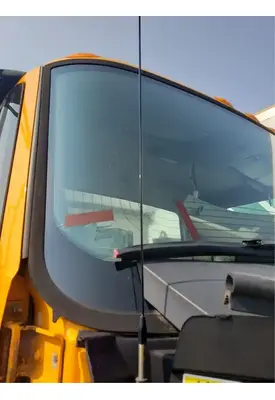 International WorkStar 7600 Windshield Glass