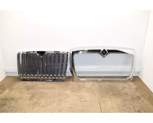 Grille INTERNATIONAL WorkStar 7400 Frontier Truck Parts