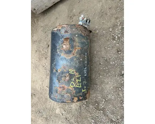 Air Tank International WorkStar 7500 Dixie Truck Centre