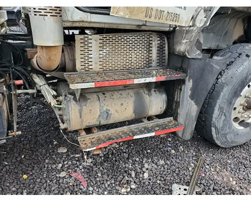 DPF (Diesel Particulate Filter) International WorkStar 7500 Holst Truck Parts