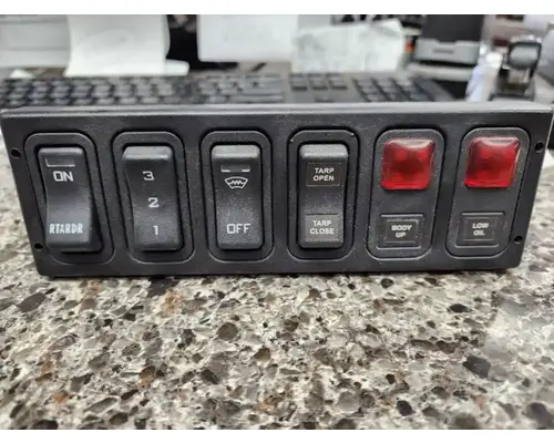 Interior Parts, Misc. International WorkStar 7600 Caseyâs Truck Salvage World