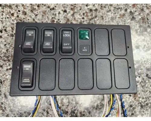 Interior Parts, Misc. International WorkStar 7600 Caseyâs Truck Salvage World