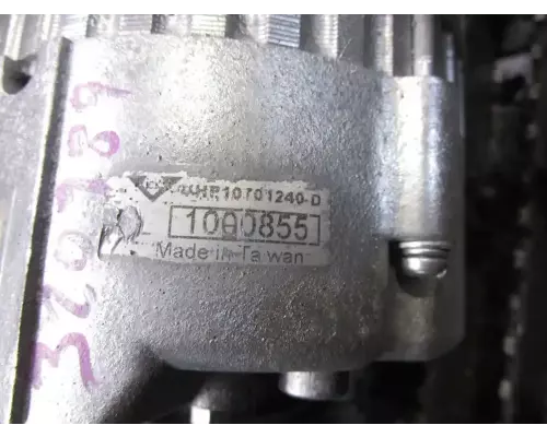 Isuzu 4BD2 Alternator