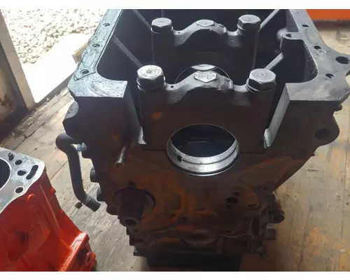 Isuzu 4BD2 Cylinder Block