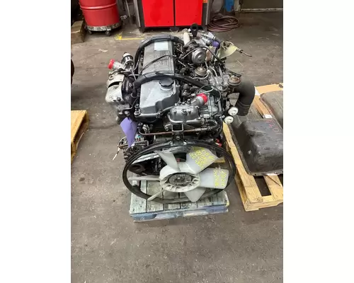 Isuzu 4HE1TC Engine Assembly