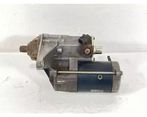 Isuzu 4HE1XS Starter Motor