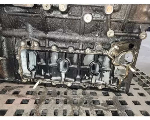 Isuzu 4HK1-TC Cylinder Block