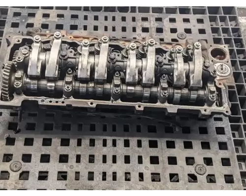 Isuzu 4HK1-TC Cylinder Head