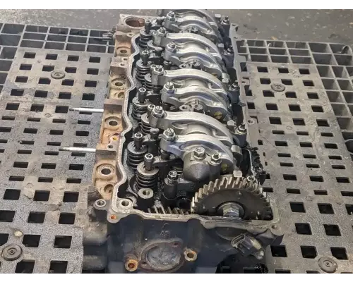 Isuzu 4HK1-TC Cylinder Head