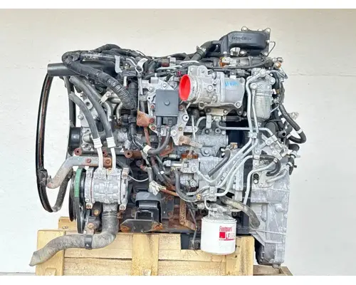 Isuzu 4HK1-TC Engine Assembly