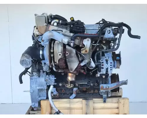 Isuzu 4HK1-TC Engine Assembly
