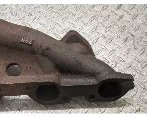 Isuzu 4HK1-TC Exhaust Manifold