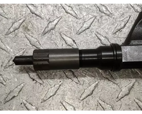 Isuzu 4HK1-TC Fuel Injector