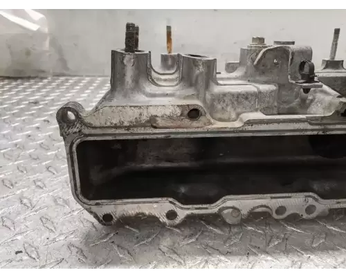 Isuzu 4HK1-TC Intake Manifold