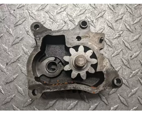 Isuzu 4HK1-TC Oil Pump