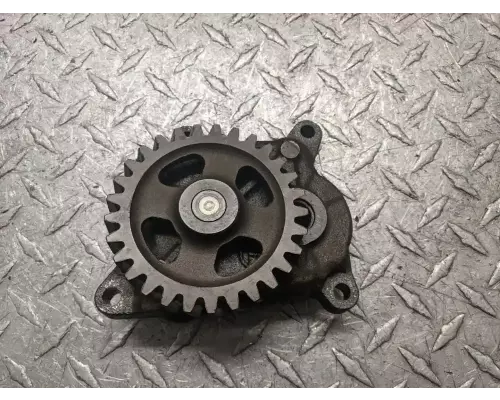 Isuzu 4HK1-TC Oil Pump