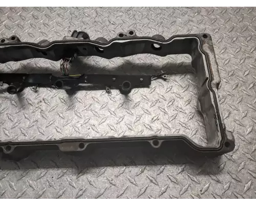 Isuzu 4HK1-TC Valve Cover