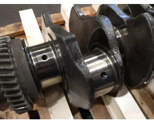 Isuzu 4HK1TC (5.2L) Crankshaft