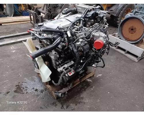 Isuzu 4HK1TC Engine Assembly