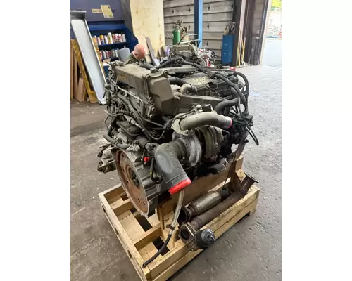 Isuzu 4HK1TC Engine Assembly