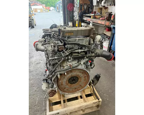 Isuzu 4HK1TC Engine Assembly