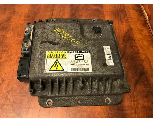 Isuzu 4HK1T Engine Control Module (ECM)