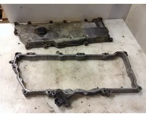 Isuzu 4HK1T Engine Valve Cover