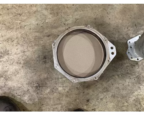 Isuzu 4HK1T Exhaust DPF Assembly