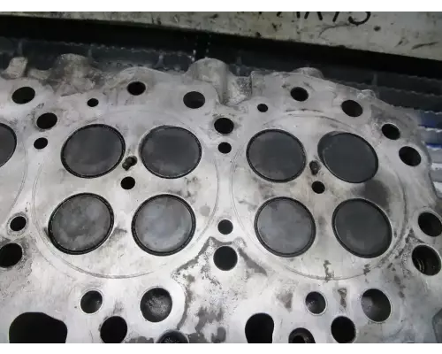 Isuzu 4JJ1 Cylinder Head