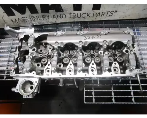 Isuzu 4JJ1 Cylinder Head