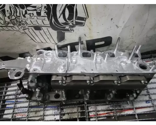 Isuzu 4JJ1 Cylinder Head