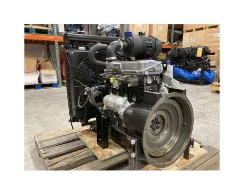 Isuzu 4LE2 Engine Assembly