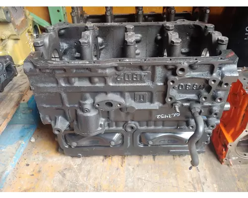 Cylinder Block Isuzu 4BD2 Machinery And Truck Parts